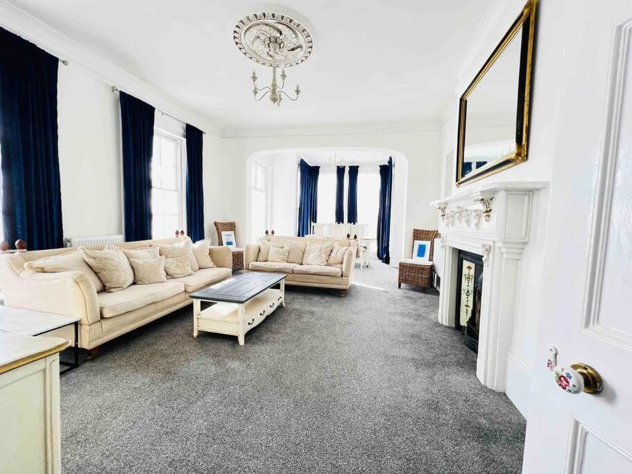 Flat 4 Marine Parade House, 1 East Cliff- Next To Dover Port, White Cliffs, Beach, Castle Exterior photo