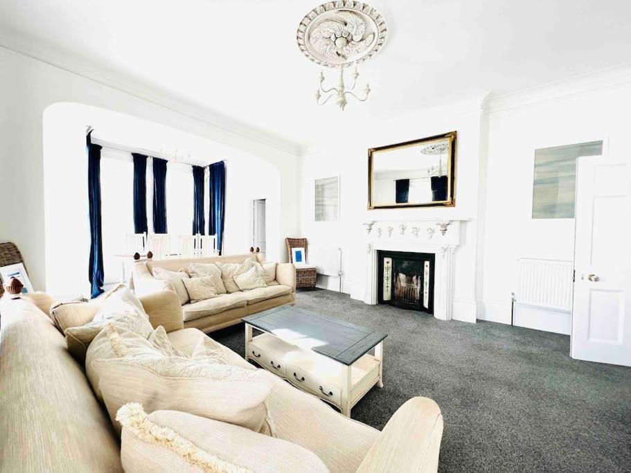 Flat 4 Marine Parade House, 1 East Cliff- Next To Dover Port, White Cliffs, Beach, Castle Exterior photo
