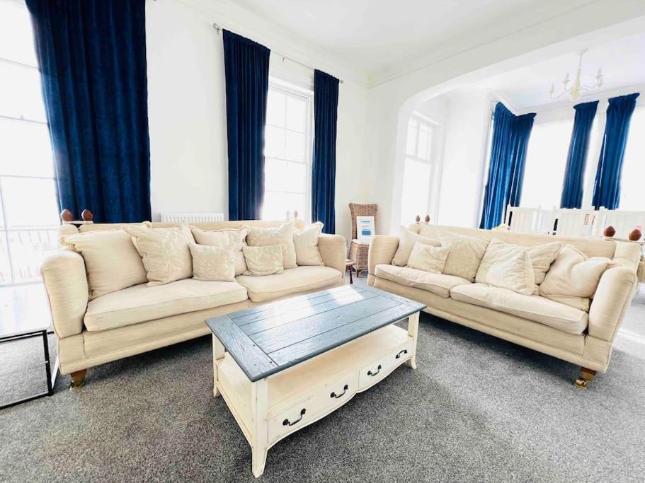 Flat 4 Marine Parade House, 1 East Cliff- Next To Dover Port, White Cliffs, Beach, Castle Exterior photo