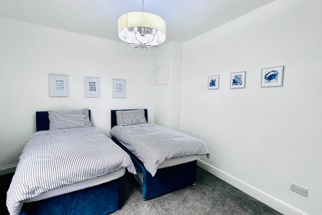 Flat 4 Marine Parade House, 1 East Cliff- Next To Dover Port, White Cliffs, Beach, Castle Exterior photo